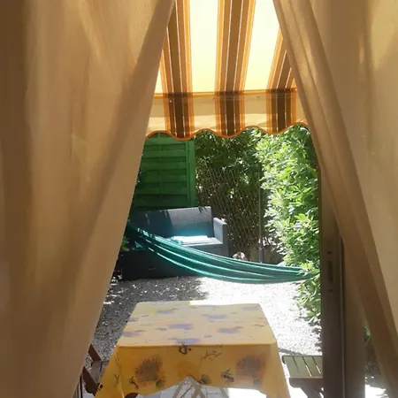Daire Climatise Avec Entree Privee- 5 Min Des Plages, Sur Les Hauteurs De